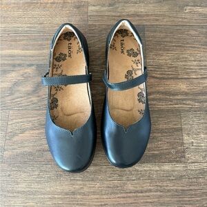 Taos Footwear Women's Chorus Mary Jane in Black - Size 10 - NEW